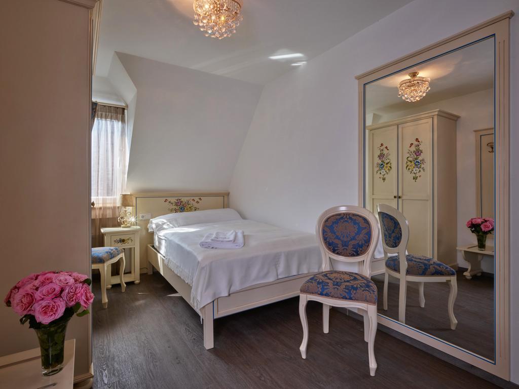 Apartment-Hotel Am Rathaus Ντίσελντορφ Εξωτερικό φωτογραφία